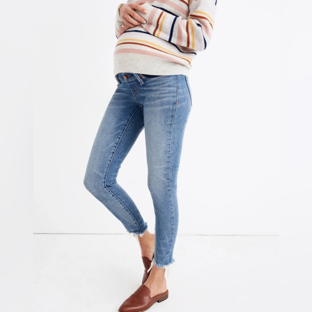 Maternity Side-Panel Skinny Jeans - Picture 2 of 9
